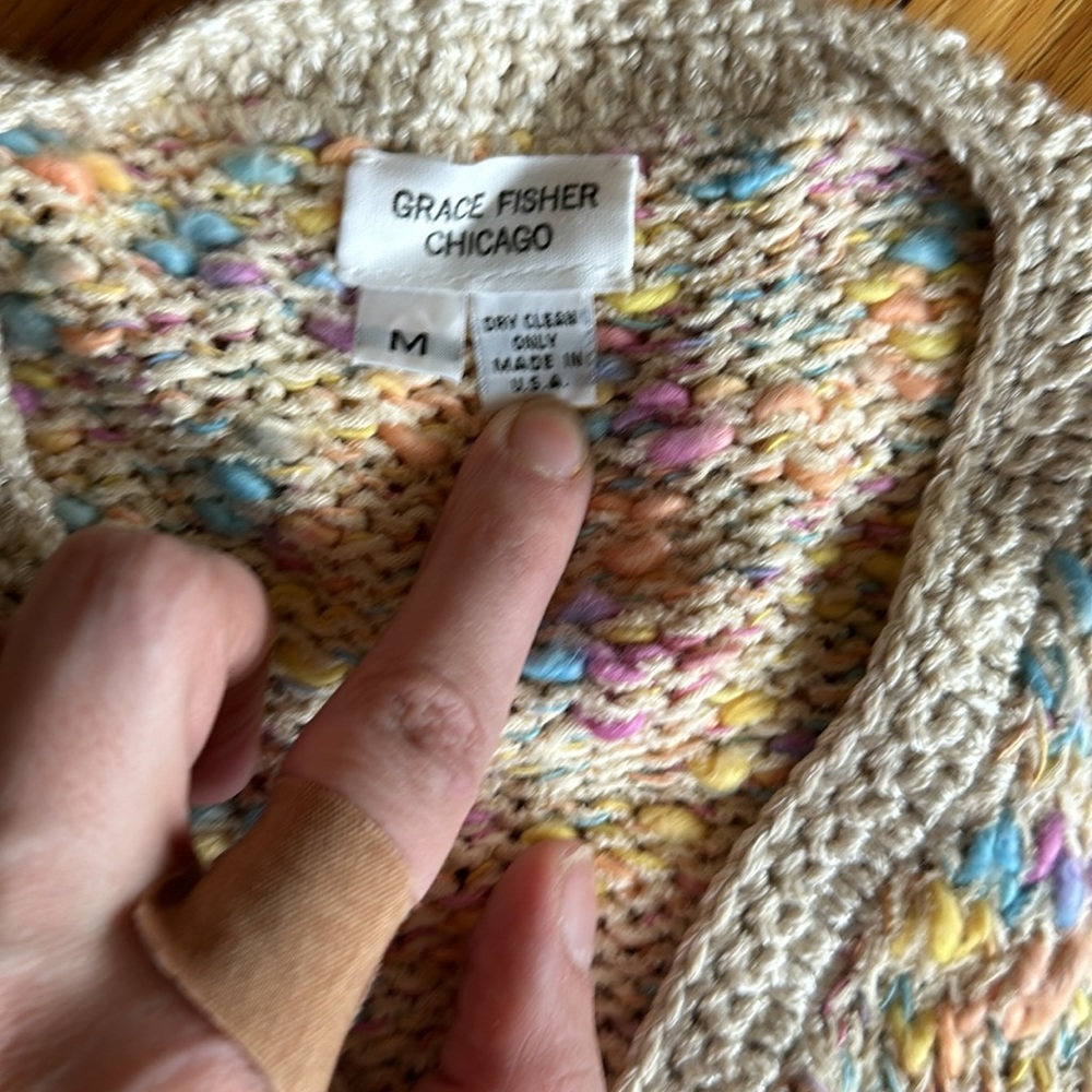 Spring Time/Easter Knit Vest Size Medium - image 3